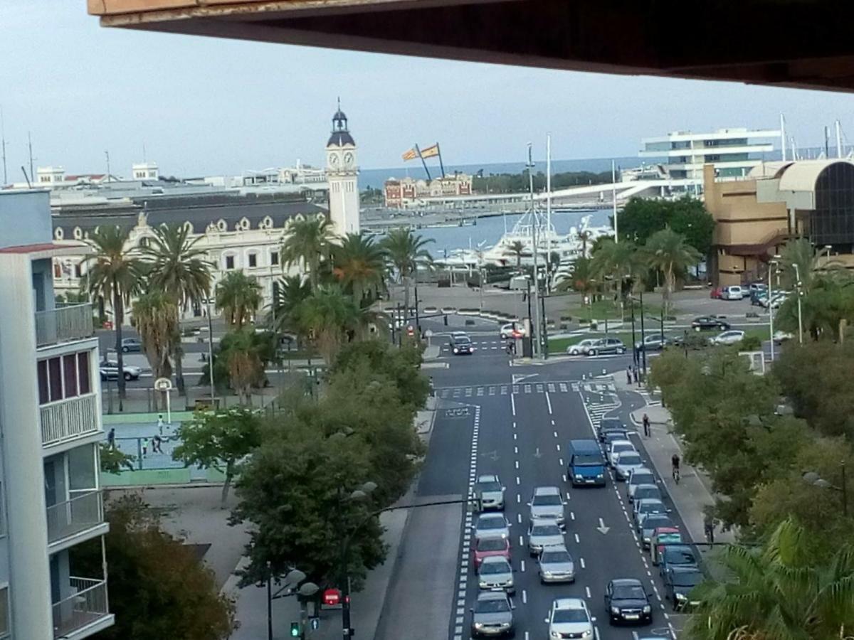 Apartamento La Marina Real Valencia Exterior photo