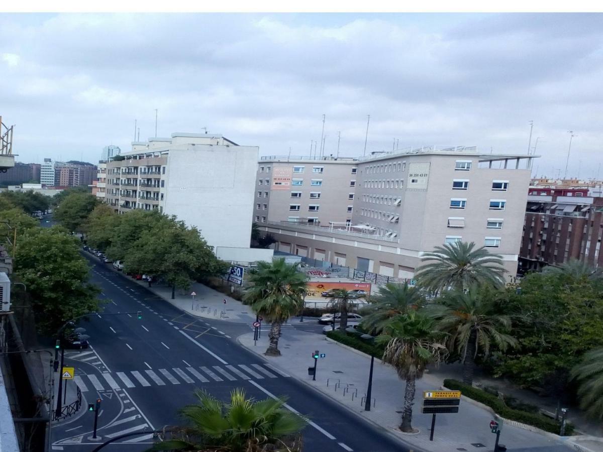 Apartamento La Marina Real Valencia Exterior photo